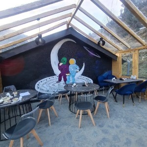 INTO THE ORBIT CAFÉ