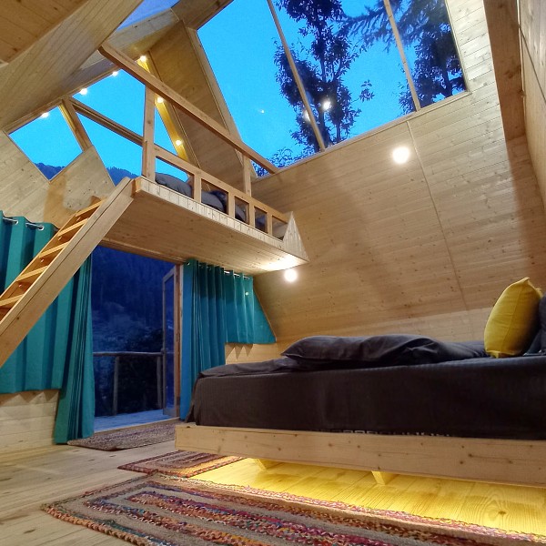 THE MINIMAL STARGAZING COTTAGES