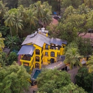 WHOOPERS BOUTIQUE RESORT